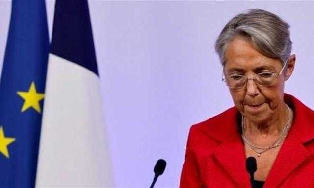 نجاة رئيسة وزراء فرنسا من اقتراع فى البرلمان لحجب الثقة