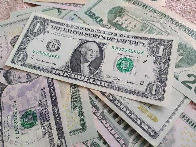 ننشر سعر الدولار اليوم الثلاثاء