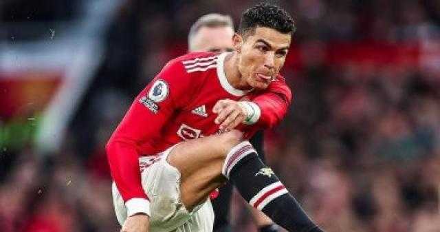 رونالدو يعرض نفسه على باريس سان جيرمان.. والأخير يرفض