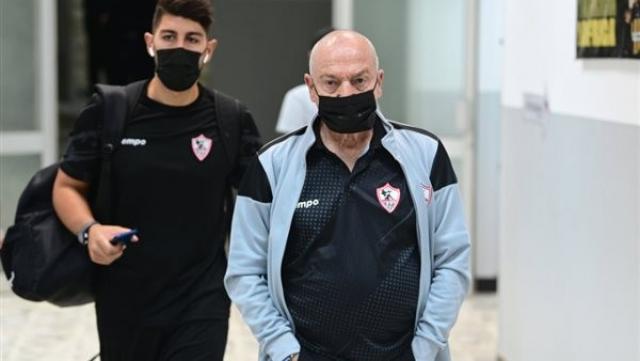 الزمالك يصل استاد القاهرة لمباراة المقاولون بالدوري