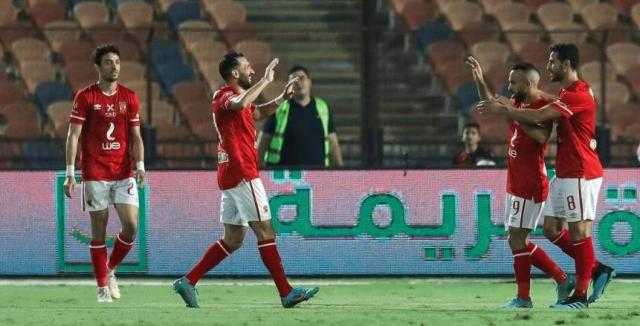 مباراة من طرف واحد.. الأهلي يحافظ على تقدمه برباعية أمام فيوتشر