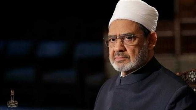 شيخ الأزهر يوجه بصرف مبالغ مالية لأسر ضحايا ومصابي حافلة ترعة السلام