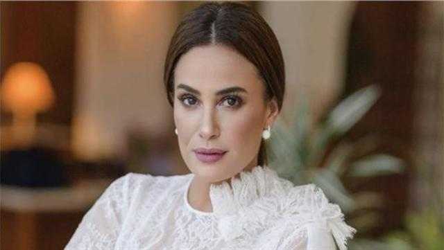 هند صبري تعمل محامية مع إياد نصار في «مهب الريح»