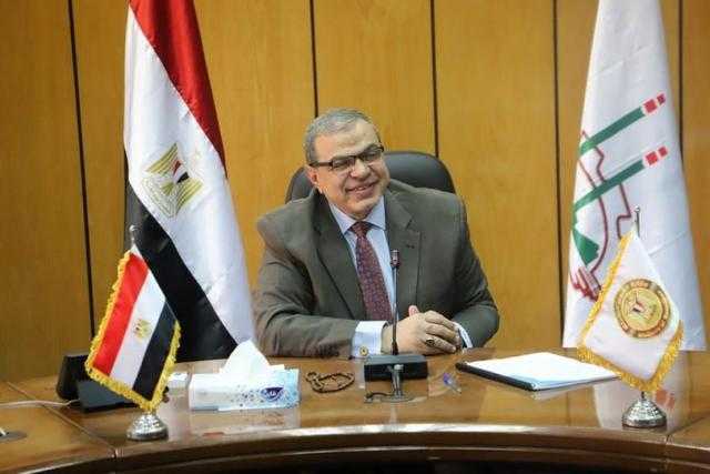 القوى العاملة: تعيين 1193 منهم 11 «قادرون باختلاف» بالدقهلية
