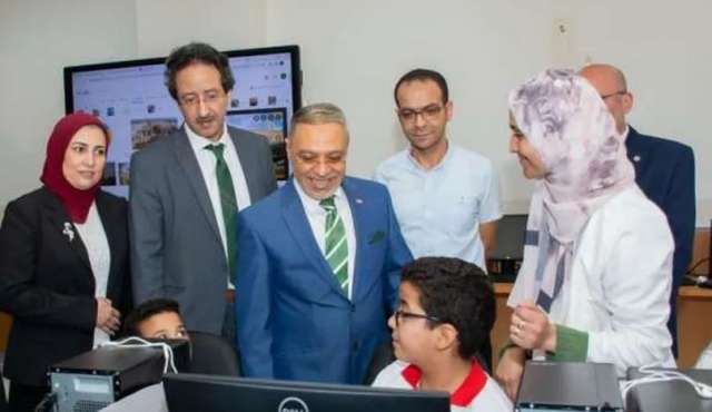 خط أحمر