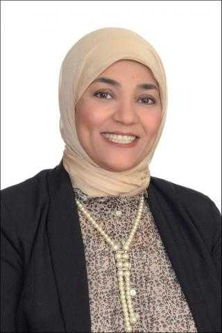 «خط أحمر» يهنئ الدكتورة أميرة غياتي لترقيتها إلى درجة الأستاذية بـ «طب الزقازيق»