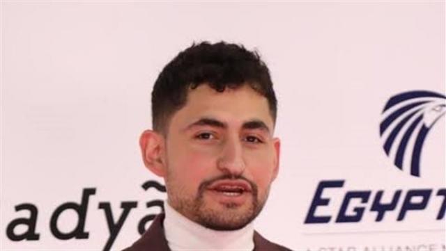 أمير المصري: أنا محظوظ بمشاركتي في مسلسل «The Crown»