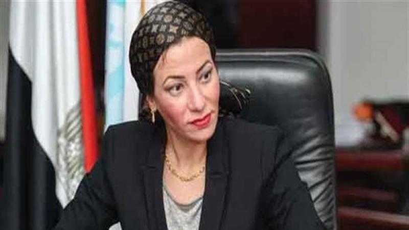 البيئة تحسم الجدل حول رائحة الانبعاثات البترولية شرق القاهرة