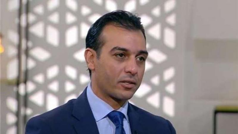الدكتور إسلام عنان