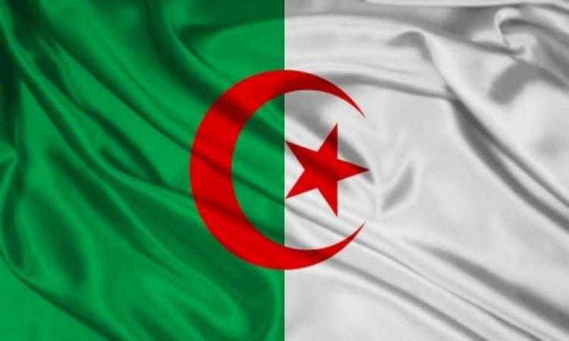 الجزائر تعلق توريد الغاز لإسبانيا مؤقتا
