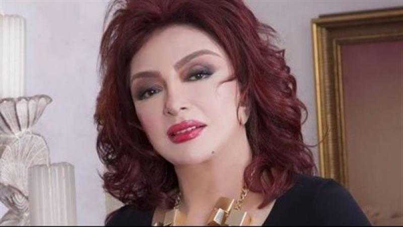 بمشهد من ”الراقصة والسياسي”.. نبيلة عبيد تهنئ الموسيقار محمد سلطان بعيد ميلاده