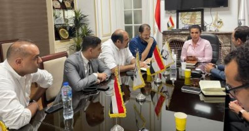 لجنة التسويق السياسى بتنسيقية شباب الأحزاب