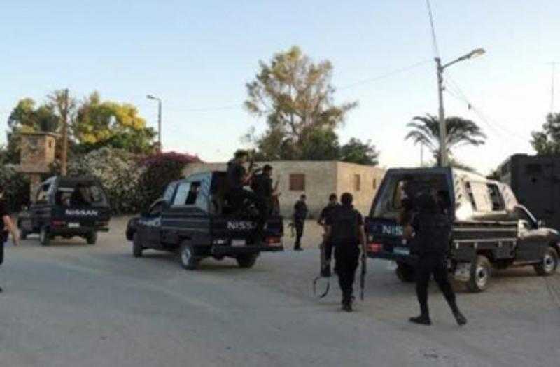 جهود أمنية لضبط المتهم بقتل والده في قنا والتصريح بدفن الجثة