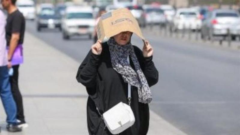خط أحمر