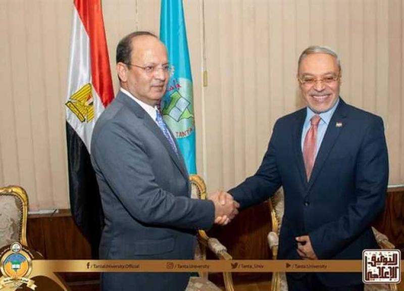 رئيس جامعة طنطا يستقبل سفير دولة باكستان بالقاهرة