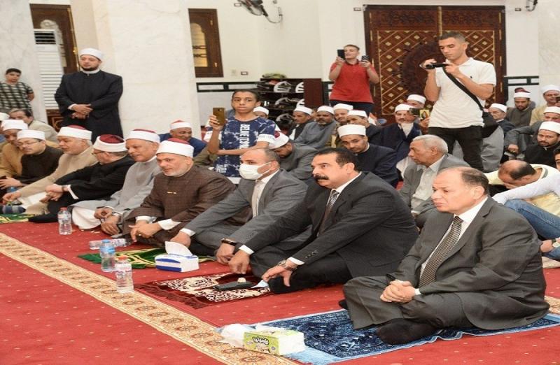محافظ أسيوط يشهد احتفال مديرية الأوقاف بالعام الهجري الجديد بمسجد البقلي | صور