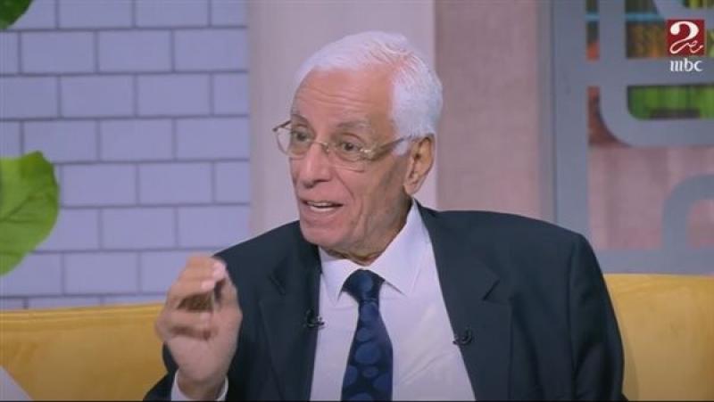 الرزق في السماء.. حسام موافي لخريجي الثانوية العامة: أوعوا تربطوا مستقبلكم بمستواكم المادي.. فيديو
