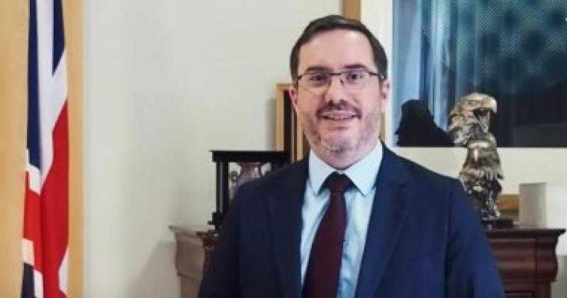 السفير البريطانى يعرب عن قلقه من تصاعد التوترات بالعراق