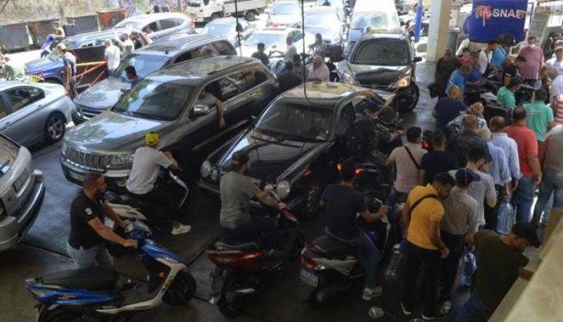 إيران تبدي استعدادا لتأمين الوقود للبنان
