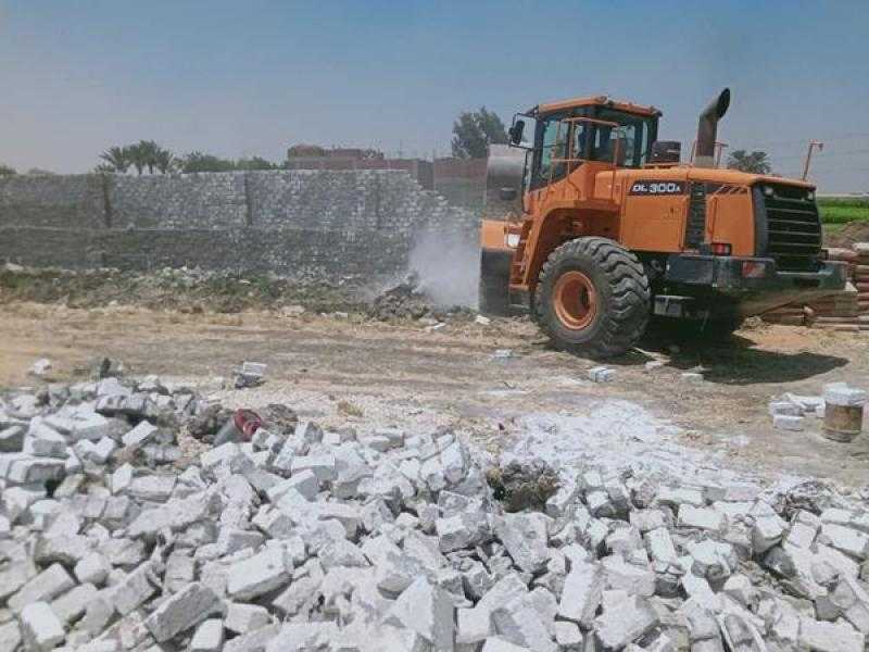 التصدي لـ 5 حالات تعد ومخالفات بناء في المحلة