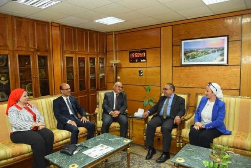 جامعة أسيوط تستقبل وفد التحول الرقمى لوزارة التعليم العالى