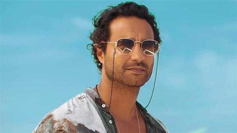 كريم فهمي ينصح الجمهور بقضاء الفلانتين بهذه الطريقة