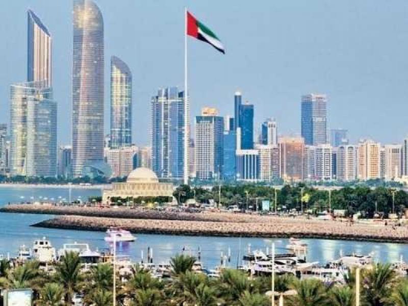 زيادة الطلب على السيارات الكهربائية بنسبة 10 % في الإمارات