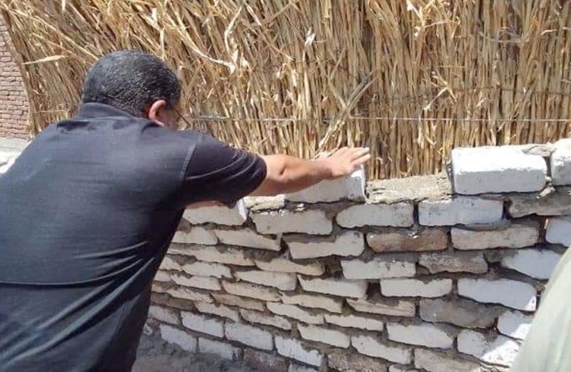خط أحمر