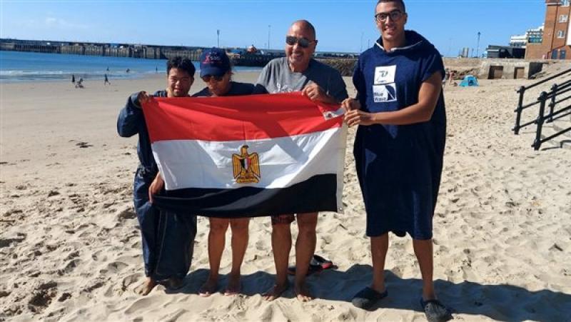 خط أحمر