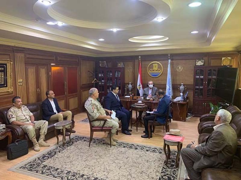 محافظ كفرالشيخ يناقش أعمال تأهيل وتبطين الترع بقرى ”حياة كريمة” بمطوبس | صور