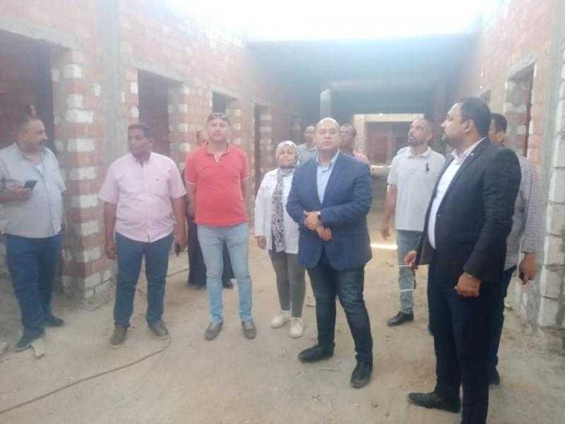 نائب محافظ الجيزة يشدد على سرعة الانتهاء من مشروع سوق العياط