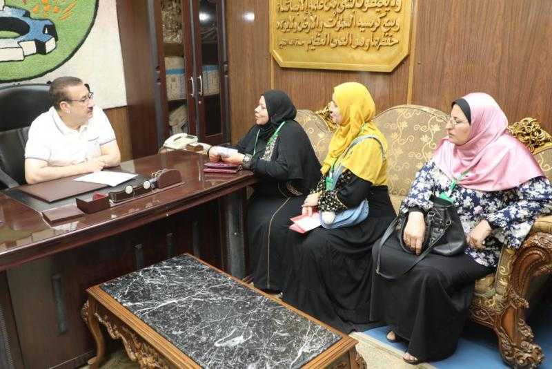 محافظ المنوفية يفحص شكاوى أهالى قريتي ”العطف” و”شبشير” | صور