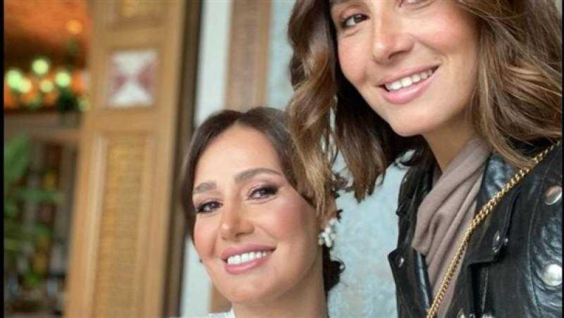 رشا شيحة عن شقيقتها حلا شيحة: كانت شاطرة في الرقص وكانت بتقلد مايكل جاكسون