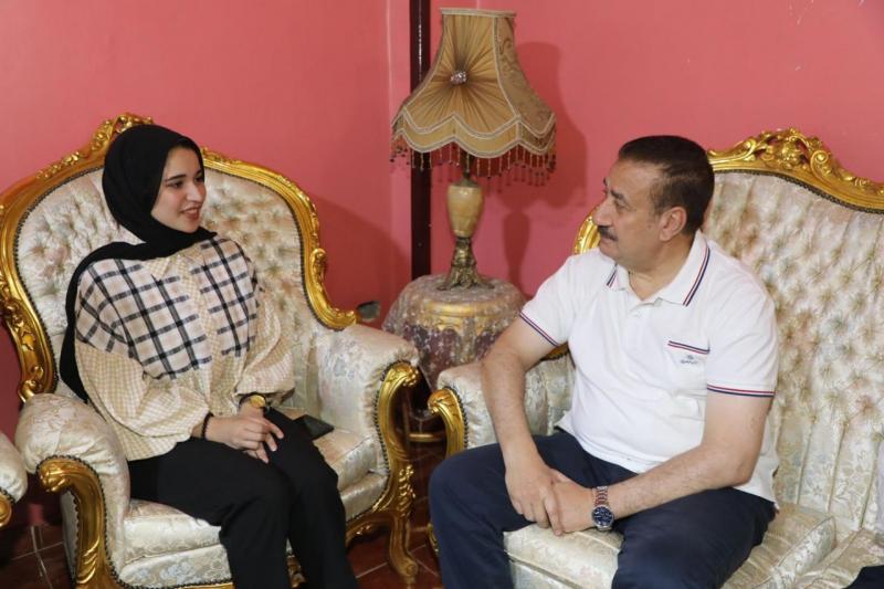 خط أحمر