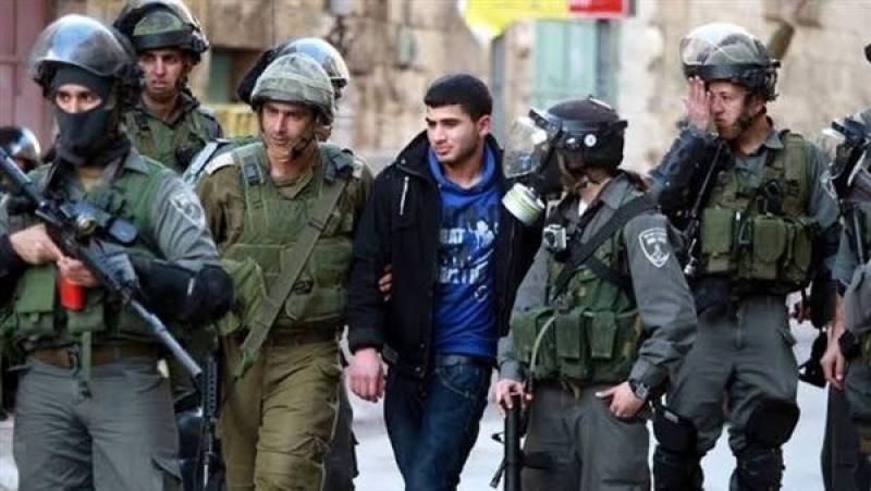 إصابة 11 فلسطينياً بالرصاص بعد اقتحام جيش الاحتلال الإسرائيلي لنابلس