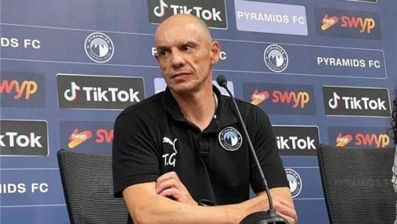 مدرب بيراميدز: الزمالك الأقرب لحصد الدوري لكني «متفائل للنهاية»