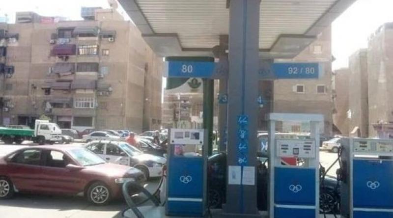 ضبط مسئولي محطة وقود هربا 23 ألف لتر سولار للسوق السوداء بكفر الزيات