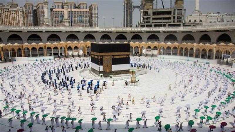 السعودية تتيح تأدية العمرة للقادمين للمملكة بكافة أنواع التأشيرات