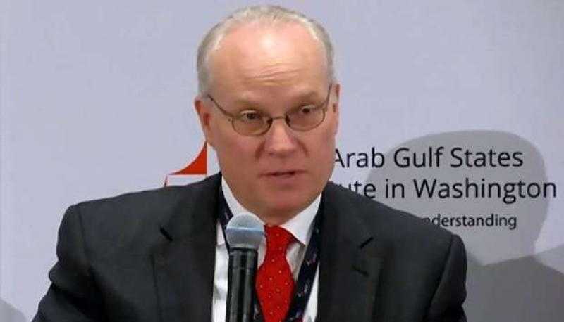 المبعوث الأمريكي إلى اليمن يجري مباحثات مع مسؤولين عُمانيين وإماراتيين