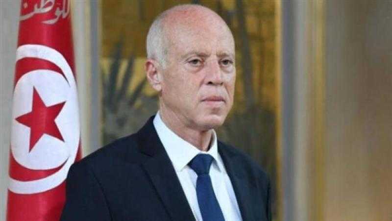 الرئيس التونسي يأذن بإصدار الدستور الجديد للبلاد