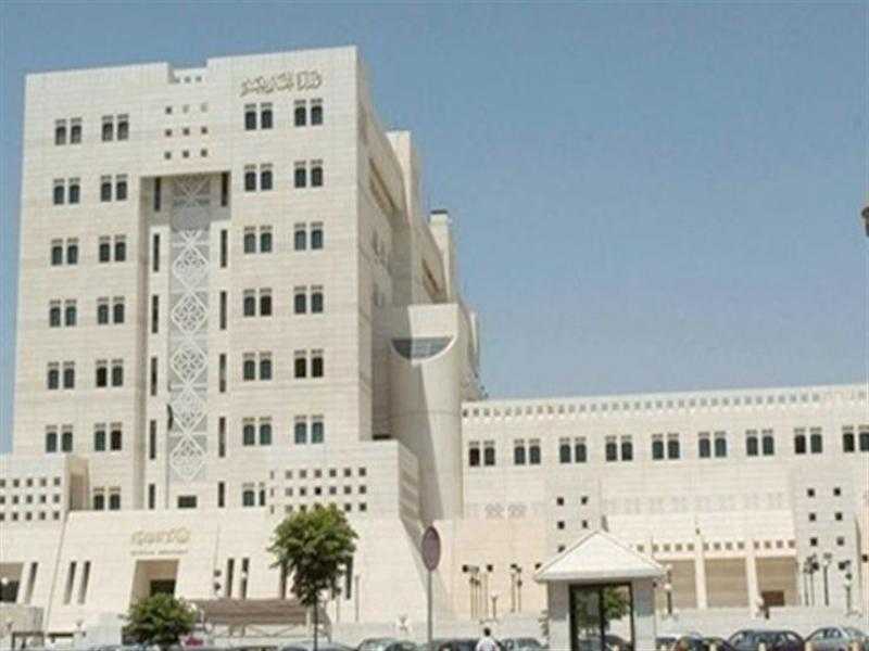 وزيرة البلدية في الكويت تعلن عن خطة لتكويت الوظائف