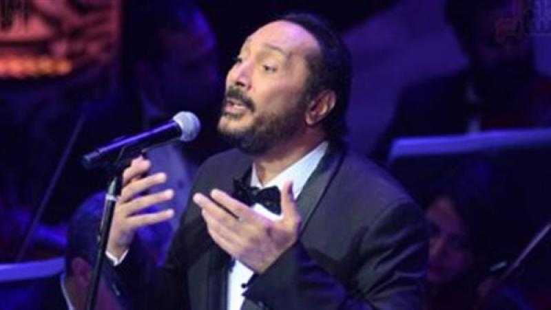 انطلاق حفل الفنان علي الحجار وابنه في ساقية الصاوي