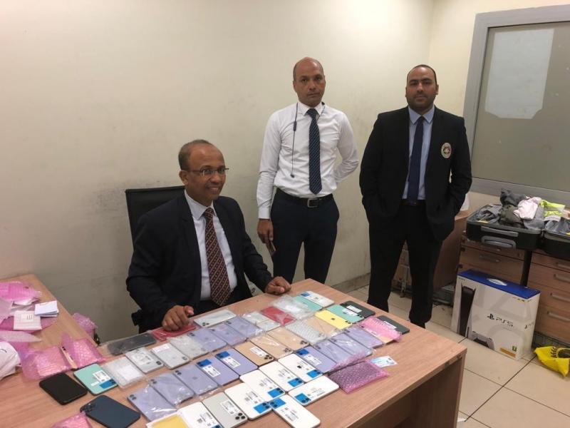 خط أحمر