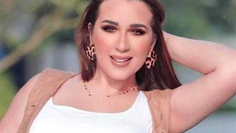 أسما شريف منير: ادعولي اتجوز تاني.. وعمري ما هتخلى عن الحب