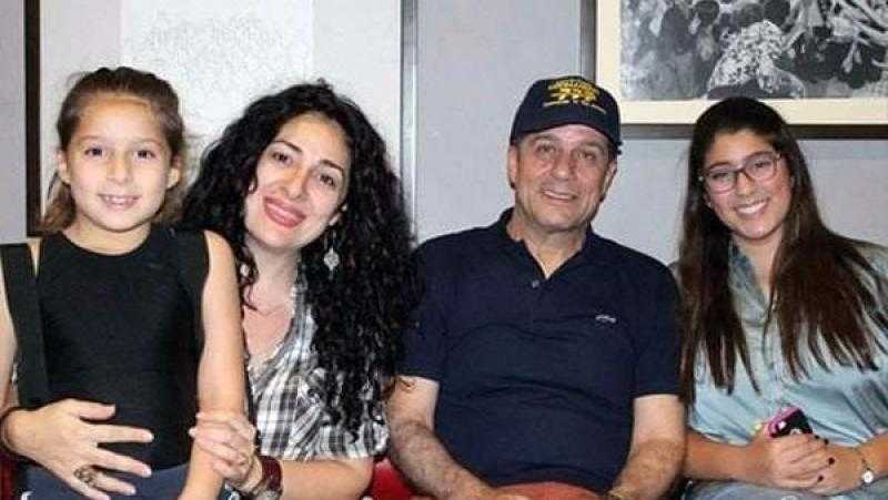 قبل الهجوم عليهم.. زوجة شريف منير تتخلى عن عملها كممثلة من أجل بناتها