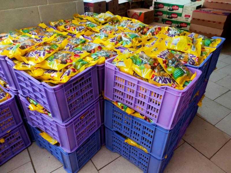 ضبط 38 ألف مصاصة مجهولة المصدر و400 كيلو شيكولاتة و2 طن ملح غير صالح للاستهلاك بالغربية