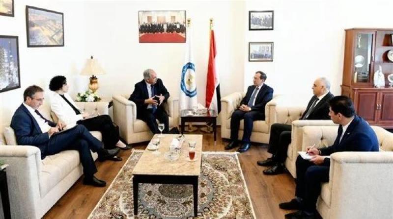 وزير البترول يستقبل وزير البيئة والزراعة وتنمية الريف القبرصي