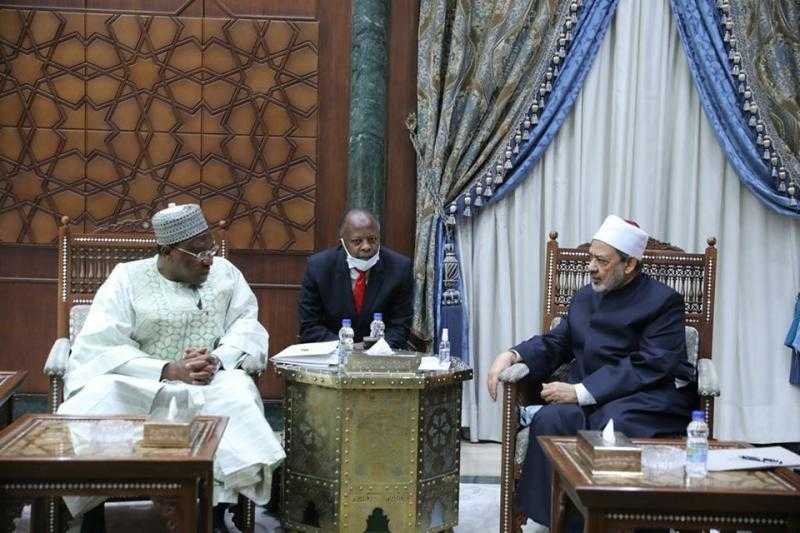 الكاميرون تطلب إنشاء معهد أزهري على أراضيها لخدمة مسلمي وسط إفريقيا