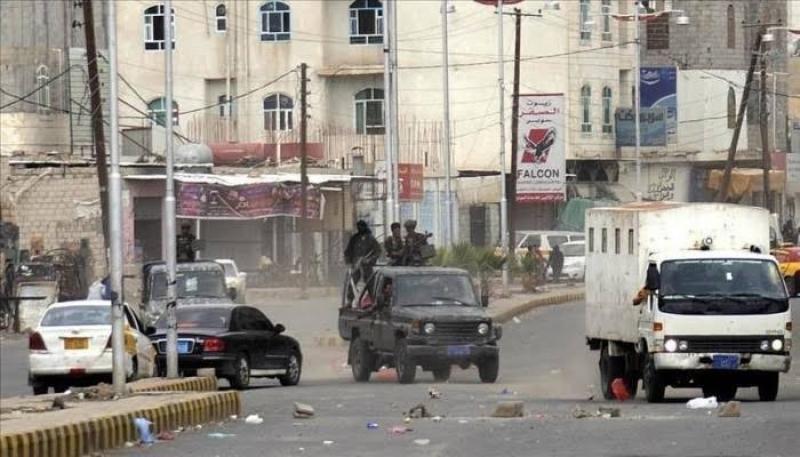 نجاة مسؤول يمني من محاولة اغتيال بعبوة ناسفة في عدن