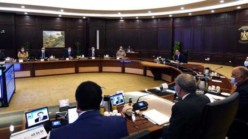 ”الوزراء” يستعرض موقف مشروع تنمية الأسرة المصرية.. 1580 قرية في 52 مركزا بالمرحلة الأولى